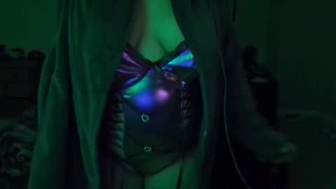 sexkittenfordaddy online show from October 26, 10:15 pm