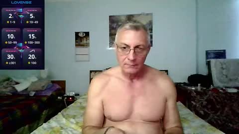 sexmen181166 online show from November 8, 1:11 pm