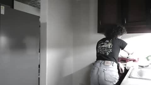 Trixy Rose online show from February 6, 5:25 am