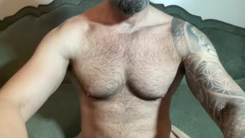Snapshot of sexologistbull chatting on June 30, 5:25 pm SexologistBull online show from June 30, 5:25 pm
