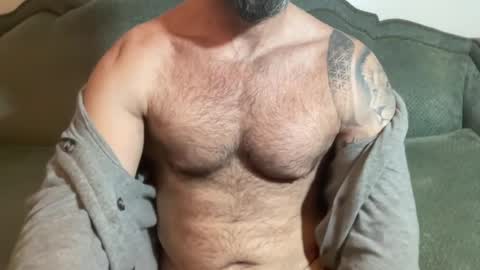 Snapshot of sexologistbull chatting on July 2, 7:42 pm SexologistBull online show from July 2, 7:42 pm