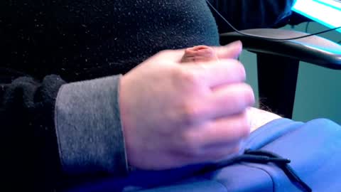 Snapshot of sexonme1982 chatting on February 3, 1:19 am Masturbateforyou online show from February 3, 1:19 am