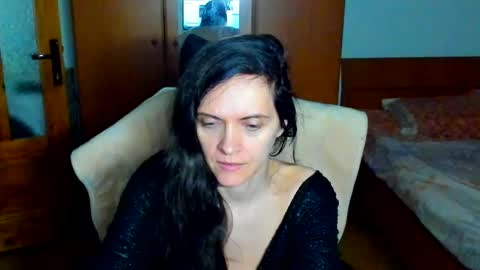 Snapshot of sexqueen1111 chatting on November 13, 1:54 pm sexqueen1111 online show from November 13, 1:54 pm