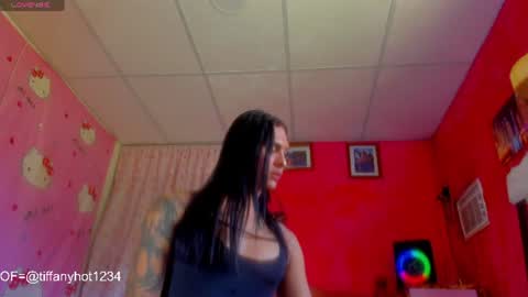 Tifanny Benitez  online show from July 27, 7:10 pm