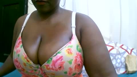 sexxi_ebony online show from September 30, 7:13 am
