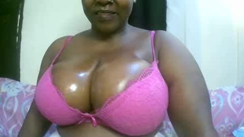 sexxi_ebony online show from March 12, 3:07 pm