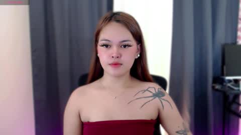 sexxxy_caroline online show from January 15, 3:33 am