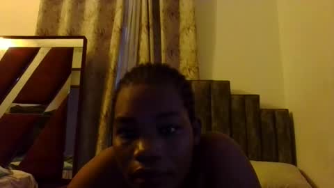 Snapshot of sexxy_beiby chatting on February 16, 3:35 am sexxy_beiby online show from February 16, 3:35 am