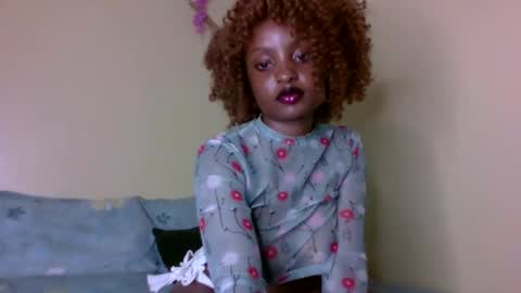 Snapshot of sexxy_daisyy chatting on February 12, 5:08 pm sexxy_daisyy online show from February 12, 5:08 pm