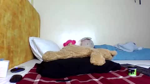 skylar online show from March 7, 8:11 am