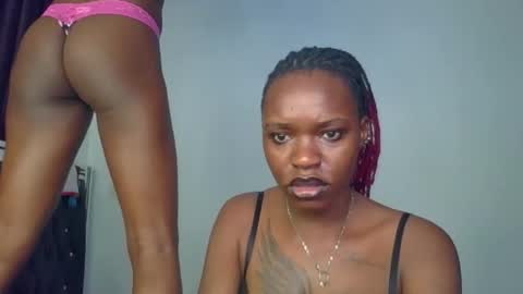 Snapshot of sexxy_grey chatting on December 13, 9:31 pm sexxy_grey online show from December 13, 9:31 pm