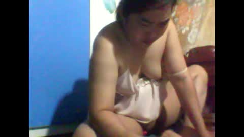 Snapshot of sexxy_love2k chatting on October 23, 12:43 am sexxy_love2k online show from October 23, 12:43 am