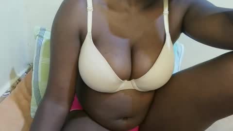 sexxy_maya1 online show from May 7, 7:52 pm