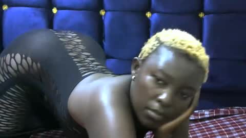 Snapshot of sexxy_triza chatting on May 6, 11:59 am triza online show from May 6, 11:59 am