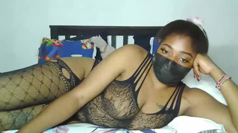 sexxybooty254 online show from February 2, 4:55 am