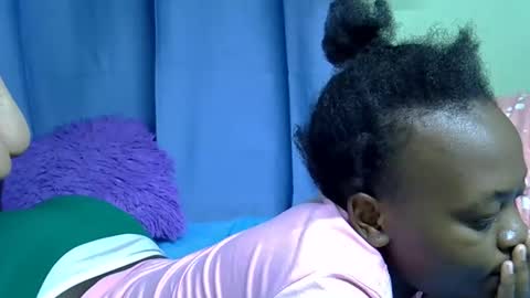 African Queen online show from March 10, 6:35 pm