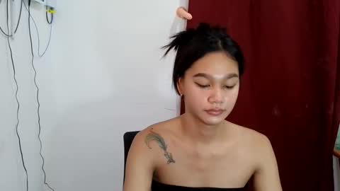 sexxyyesladyboyxxxx online show from May 28, 8:44 am