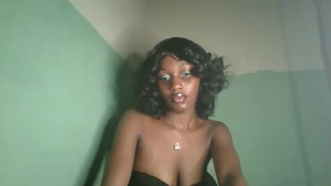 Snapshot of sexy41646 chatting on January 13, 6:02 pm sexy41646 online show from January 13, 6:02 pm