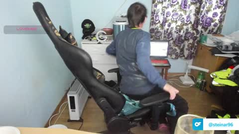 Snapshot of sexy432629 chatting on January 15, 2:56 pm evry tip help me to buy a new car 111-1111-111111 tk online show from January 15, 2:56 pm