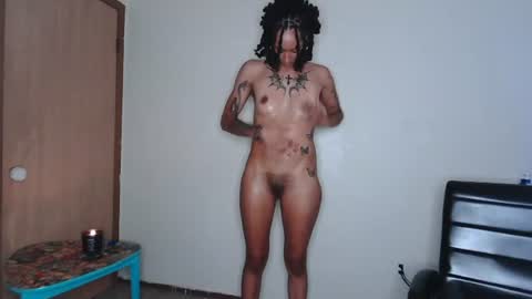 sexy6foot online show from June 25, 5:12 am