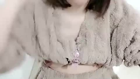 sexy8685 online show from December 15, 11:31 pm