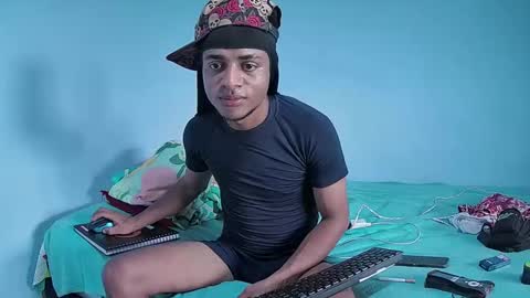 Sebastian online show from February 20, 7:25 pm