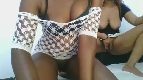 Tina online show from December 22, 9:00 am