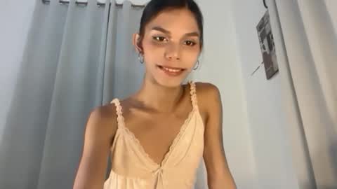sexy_alexa17 online show from February 11, 1:27 pm
