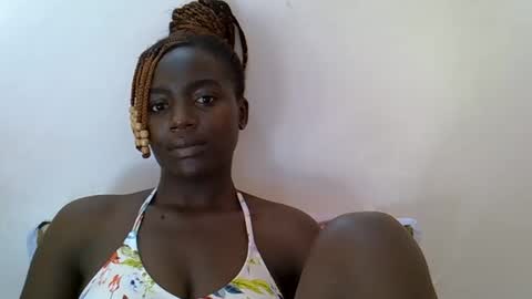 Snapshot of sexy_alia1 chatting on January 18, 6:50 am sexy_alia1 online show from January 18, 6:50 am