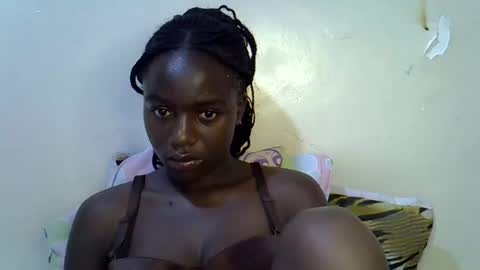 Snapshot of sexy_alia1 chatting on February 4, 6:41 am sexy_alia1 online show from February 4, 6:41 am