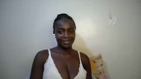 Snapshot of sexy_alia1 chatting on February 22, 9:02 pm sexy_alia1 online show from February 22, 9:02 pm