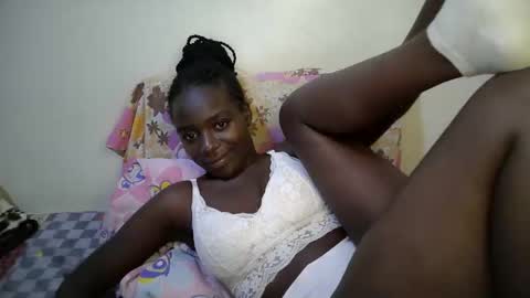 Snapshot of sexy_alia1 chatting on February 25, 9:46 pm sexy_alia1 online show from February 25, 9:46 pm