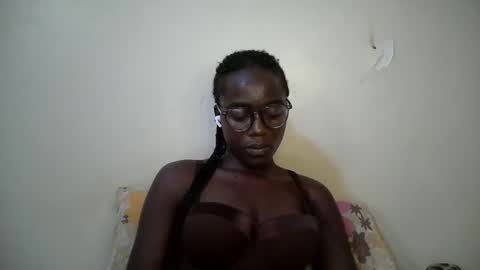 Snapshot of sexy_alia1 chatting on March 1, 9:11 am sexy_alia1 online show from March 1, 9:11 am