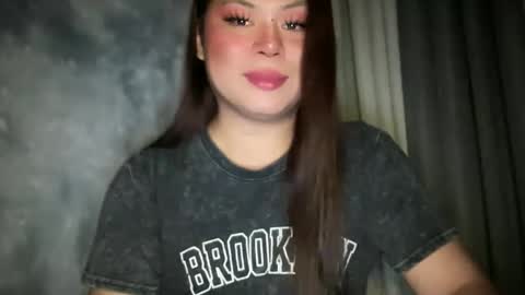 Snapshot of sexy_and_iknewit chatting on February 9, 4:22 pm BREANNA online show from February 9, 4:22 pm