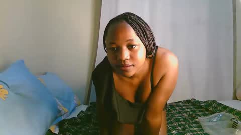 Snapshot of sexy_ariana_2 chatting on October 19, 11:00 am Ariana online show from October 19, 11:00 am