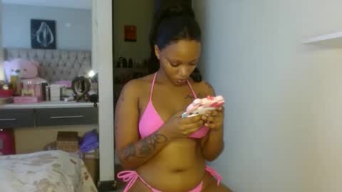 Snapshot of sexy_babydoll22 chatting on January 7, 7:44 am sexy_babydoll22 online show from January 7, 7:44 am