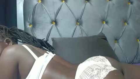 Snapshot of sexy_batush04 chatting on February 10, 6:56 pm sexy_batush04 online show from February 10, 6:56 pm