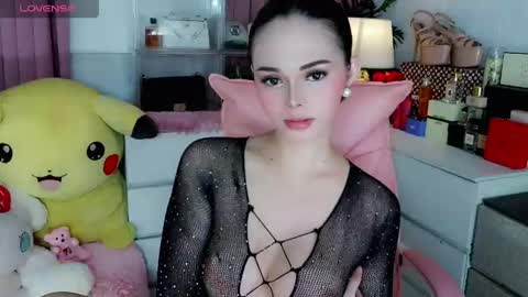 Snapshot of sexy_blairxx chatting on May 4, 3:57 am blair online show from May 4, 3:57 am