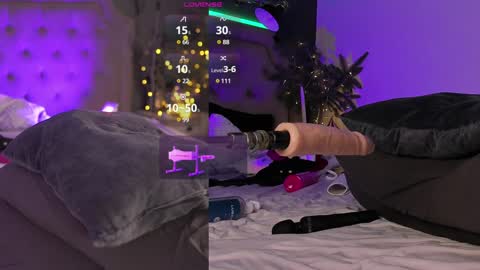 Snapshot of sexy_blonde_doll chatting on December 29, 11:07 am Lina online show from December 29, 11:07 am