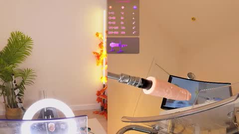 Snapshot of sexy_blonde_doll chatting on October 31, 12:33 am Lina online show from October 31, 12:33 am