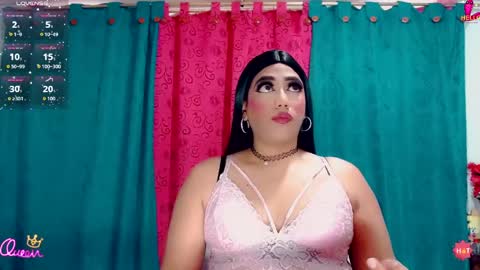 sexy_brunette2590 online show from April 20, 10:22 pm