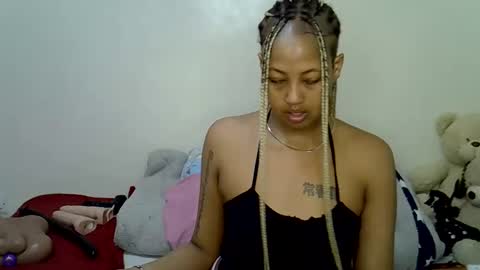 sexy_bubbie01 online show from April 28, 12:32 pm
