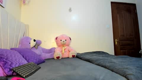 Celena Selena online show from February 18, 7:15 am