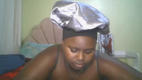 Connie online show from April 8, 7:36 pm