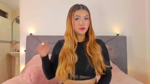 sexy_couple_xx1 online show from January 7, 4:04 am