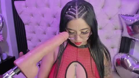  C R I S T A L  online show from April 20, 9:05 pm