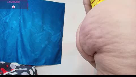 Snapshot of sexy_curvi chatting on January 7, 4:31 pm karla instagram online show from January 7, 4:31 pm