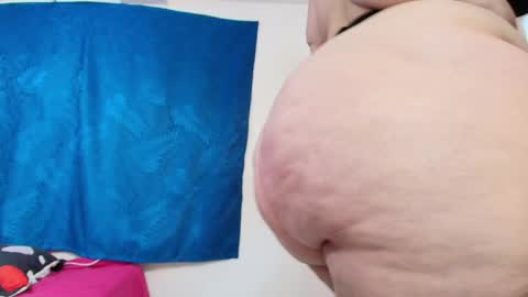 karla           instagram  online show from April 4, 4:37 pm