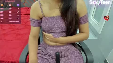 Snapshot of sexy_doll_1_ chatting on February 11, 4:46 pm Sexydoll online show from February 11, 4:46 pm