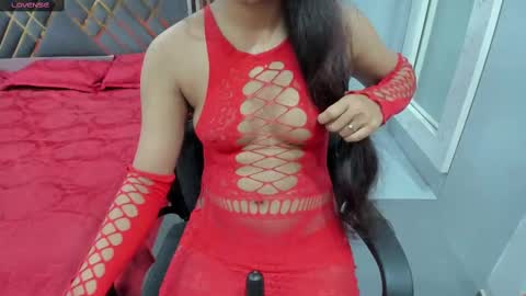 Snapshot of sexy_doll_1_ chatting on February 25, 11:41 am Sexydoll online show from February 25, 11:41 am